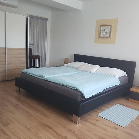 Hamo Apartments & Soba Лумбарда Экстерьер фото