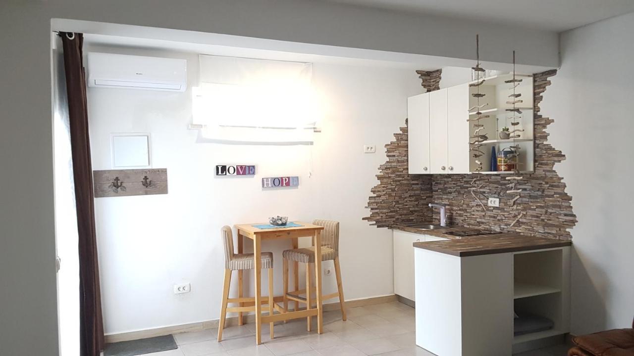Hamo Apartments & Soba Лумбарда Экстерьер фото