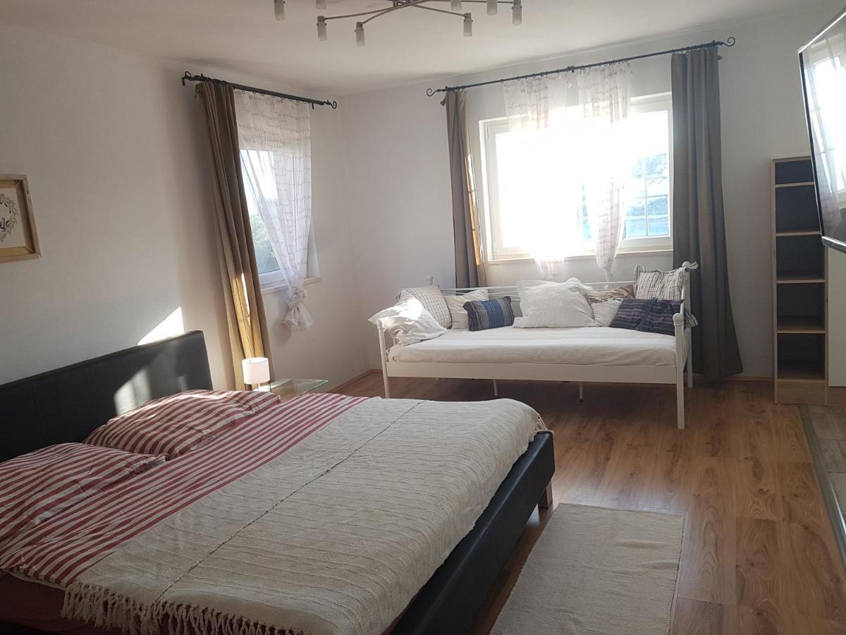 Hamo Apartments & Soba Лумбарда Экстерьер фото